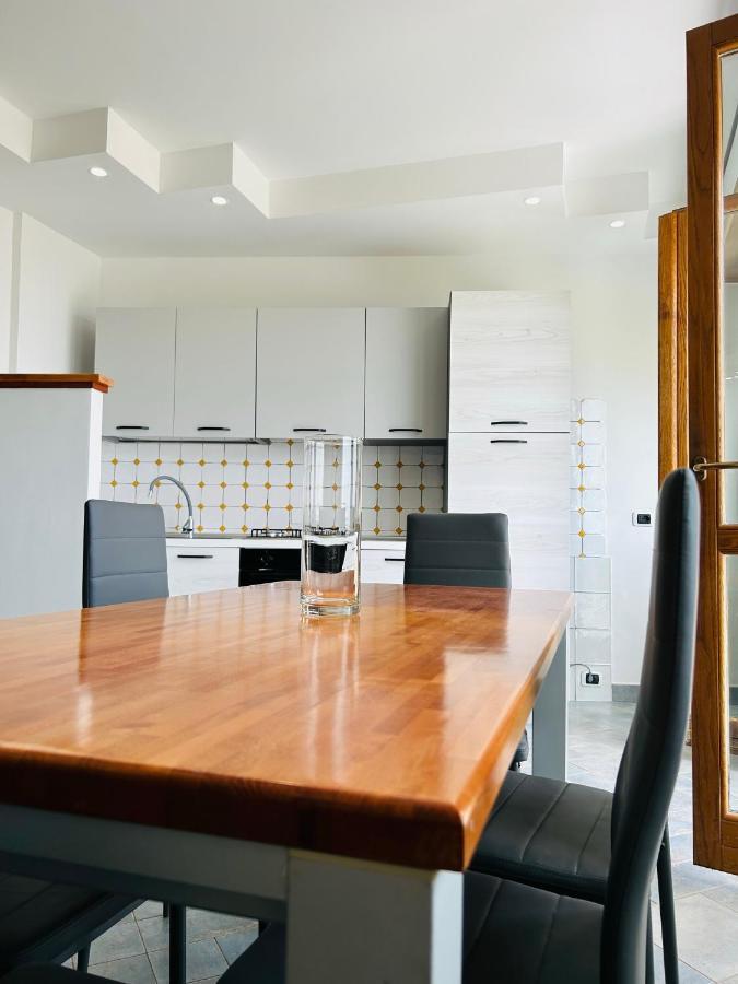 Newhouse Victoria - Sea View Apartment 内图诺 外观 照片