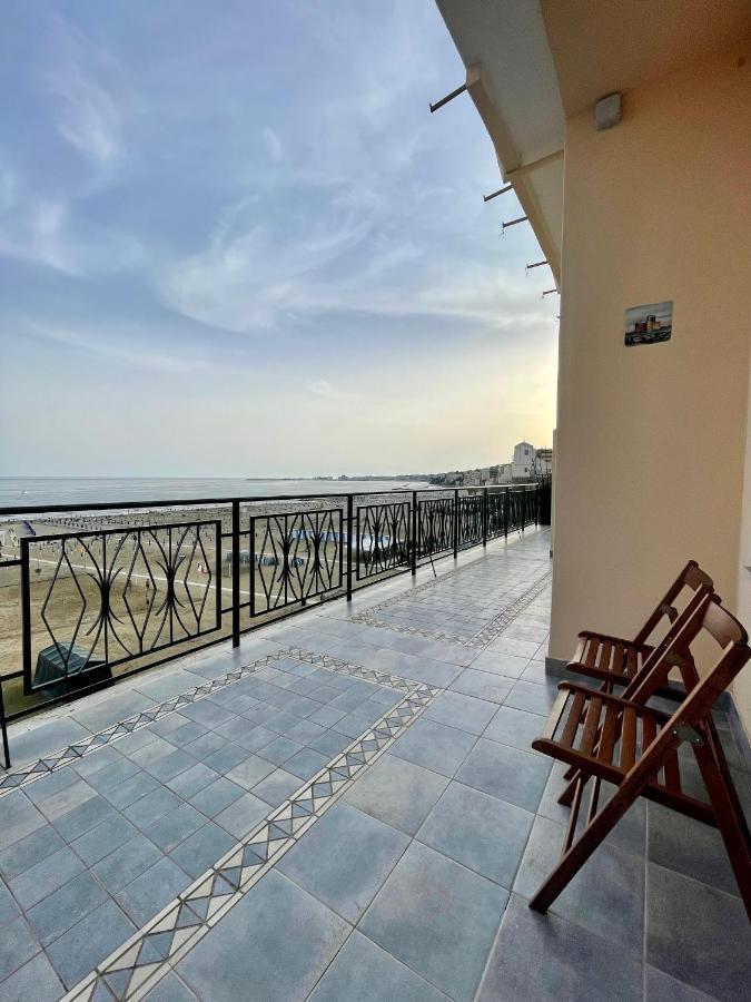 Newhouse Victoria - Sea View Apartment 内图诺 外观 照片